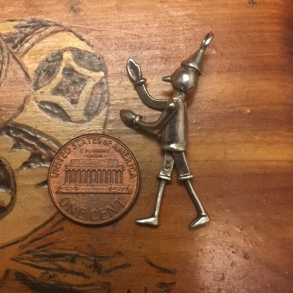 RARE! Sterling silver Pinocchio movable charm - Picture 5 of 5